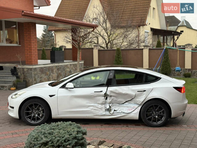 Білий Тесла Модель 3, об'ємом двигуна 0 л та пробігом 166 тис. км за 14900 $, фото 17 на Automoto.ua