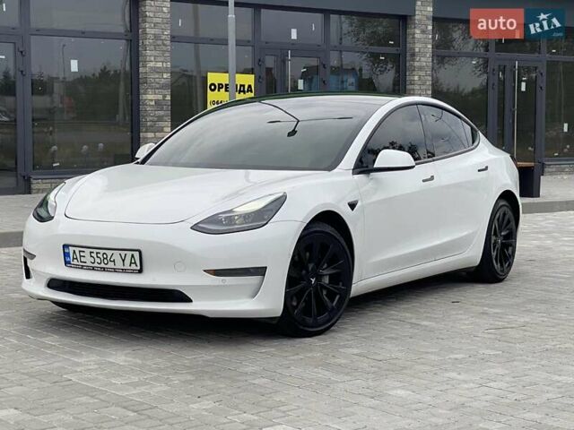 Білий Тесла Модель 3, об'ємом двигуна 0 л та пробігом 91 тис. км за 18500 $, фото 8 на Automoto.ua