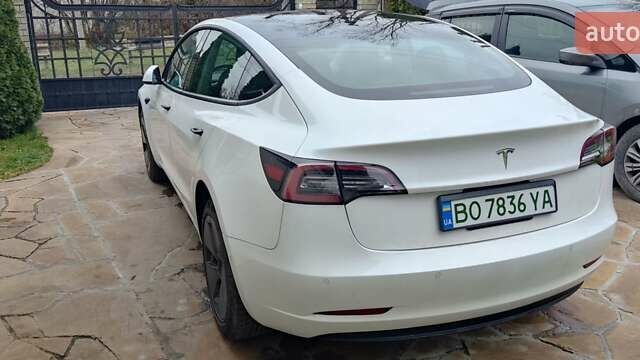 Білий Тесла Модель 3, об'ємом двигуна 0 л та пробігом 59 тис. км за 17500 $, фото 8 на Automoto.ua