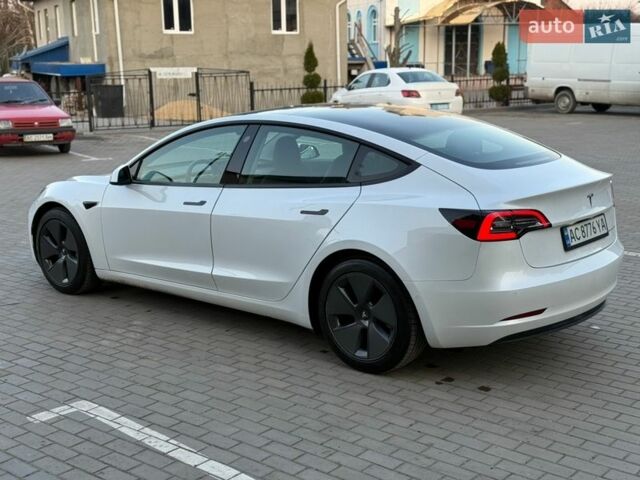 Білий Тесла Модель 3, об'ємом двигуна 0 л та пробігом 117 тис. км за 18900 $, фото 10 на Automoto.ua