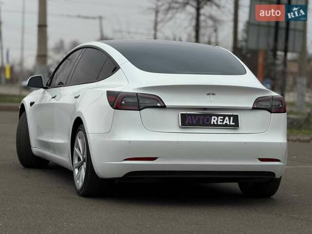 Белый Тесла Модель 3, объемом двигателя 0 л и пробегом 87 тыс. км за 20900 $, фото 16 на Automoto.ua