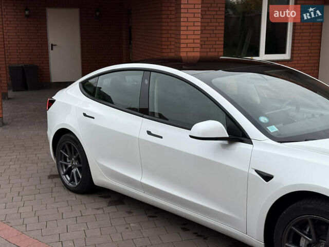 Білий Тесла Модель 3, об'ємом двигуна 0 л та пробігом 166 тис. км за 14900 $, фото 4 на Automoto.ua