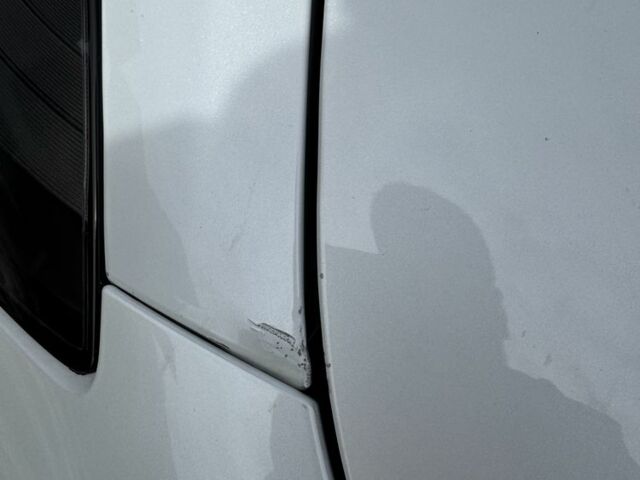 Белый Тесла Модель 3, объемом двигателя 0 л и пробегом 217 тыс. км за 15000 $, фото 14 на Automoto.ua