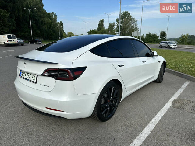 Білий Тесла Модель 3, об'ємом двигуна 0 л та пробігом 52 тис. км за 25500 $, фото 8 на Automoto.ua