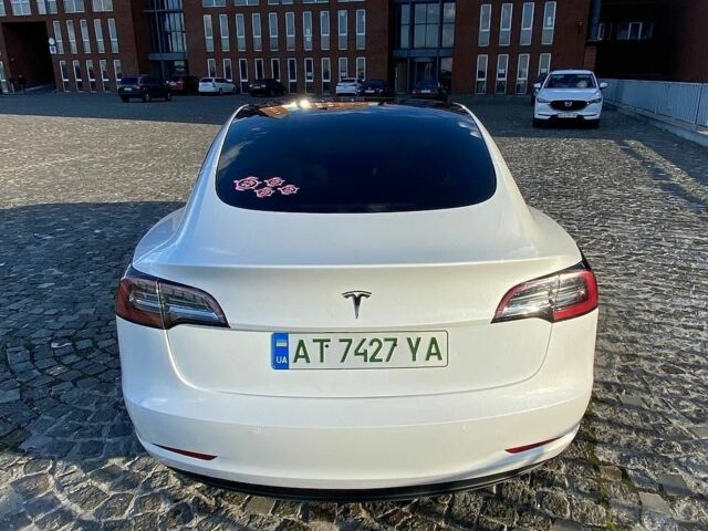 Белый Тесла Модель 3, объемом двигателя 0 л и пробегом 45 тыс. км за 18000 $, фото 4 на Automoto.ua