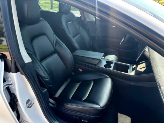 Білий Тесла Модель 3, об'ємом двигуна 0 л та пробігом 15 тис. км за 14200 $, фото 7 на Automoto.ua