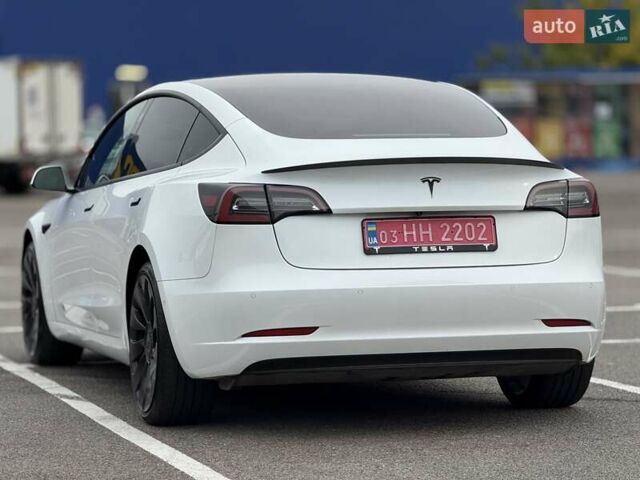 Білий Тесла Модель 3, об'ємом двигуна 0 л та пробігом 129 тис. км за 23500 $, фото 9 на Automoto.ua