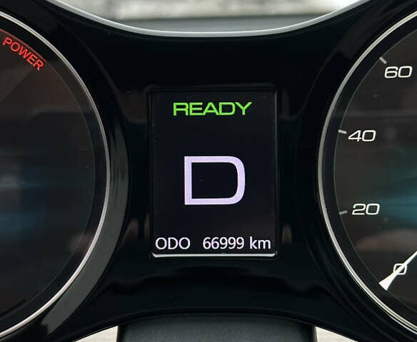 Білий Тесла Модель 3, об'ємом двигуна 0 л та пробігом 67 тис. км за 32500 $, фото 12 на Automoto.ua