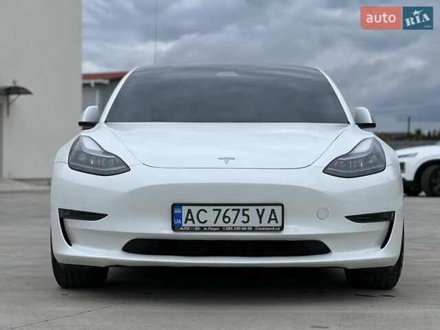 Білий Тесла Модель 3, об'ємом двигуна 0 л та пробігом 107 тис. км за 19999 $, фото 30 на Automoto.ua