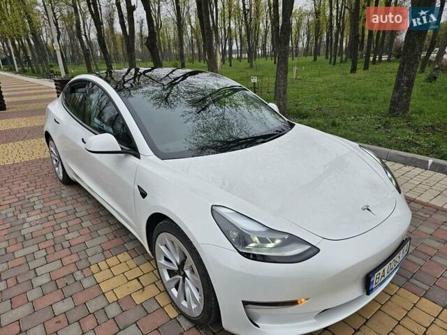 Білий Тесла Модель 3, об'ємом двигуна 0 л та пробігом 25 тис. км за 29000 $, фото 18 на Automoto.ua
