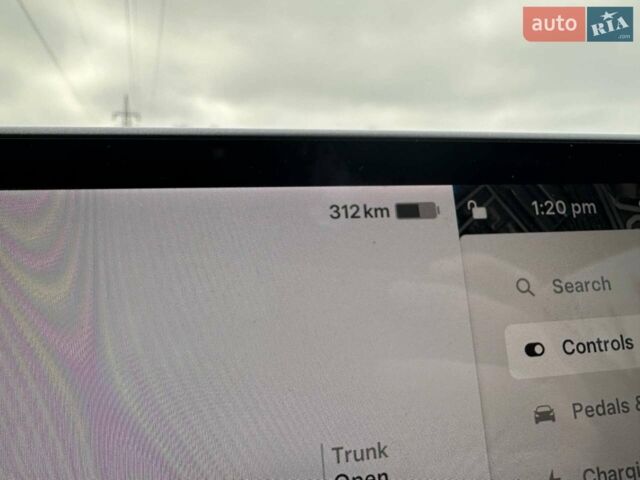 Білий Тесла Модель 3, об'ємом двигуна 0 л та пробігом 58 тис. км за 26999 $, фото 11 на Automoto.ua