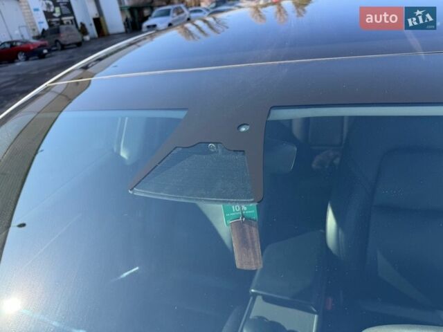 Белый Тесла Модель 3, объемом двигателя 0 л и пробегом 82 тыс. км за 19999 $, фото 26 на Automoto.ua