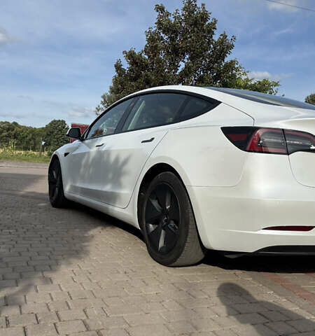 Білий Тесла Модель 3, об'ємом двигуна 0 л та пробігом 35 тис. км за 17600 $, фото 6 на Automoto.ua
