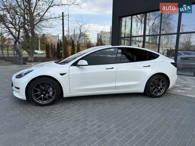 Белый Тесла Модель 3, объемом двигателя 0 л и пробегом 37 тыс. км за 19999 $, фото 17 на Automoto.ua