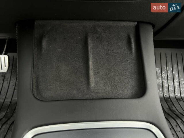 Білий Тесла Модель 3, об'ємом двигуна 0 л та пробігом 107 тис. км за 19999 $, фото 58 на Automoto.ua