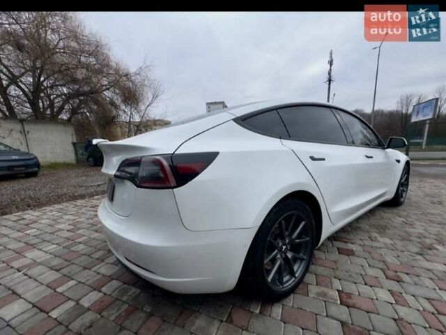 Білий Тесла Модель 3, об'ємом двигуна 0 л та пробігом 84 тис. км за 18900 $, фото 30 на Automoto.ua
