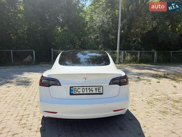 Білий Тесла Модель 3, об'ємом двигуна 0 л та пробігом 80 тис. км за 15990 $, фото 12 на Automoto.ua