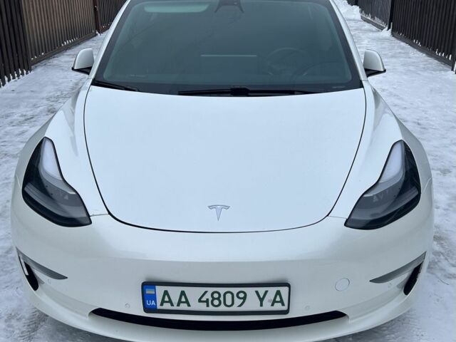 Білий Тесла Модель 3, об'ємом двигуна 0 л та пробігом 59 тис. км за 19700 $, фото 1 на Automoto.ua