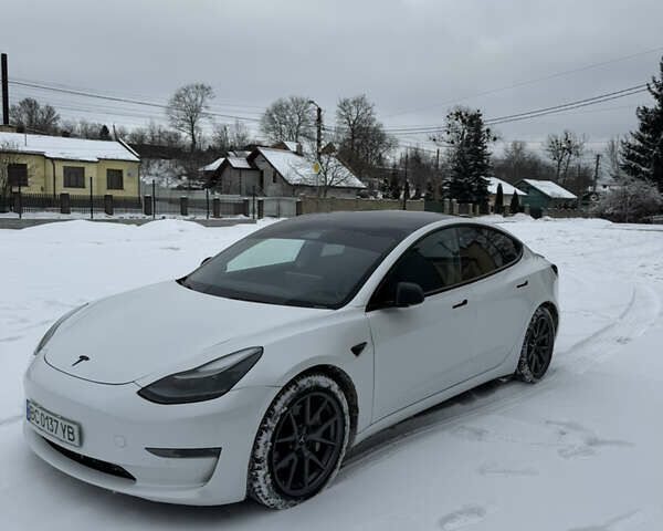 Белый Тесла Модель 3, объемом двигателя 0 л и пробегом 123 тыс. км за 23999 $, фото 10 на Automoto.ua