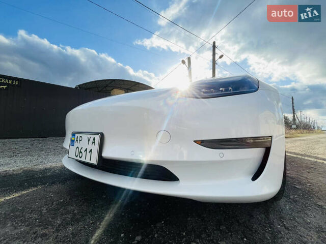 Белый Тесла Модель 3, объемом двигателя 0 л и пробегом 49 тыс. км за 20000 $, фото 9 на Automoto.ua