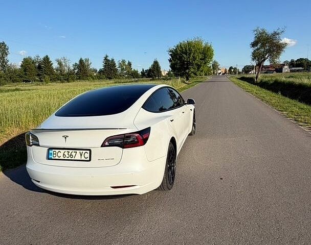 Білий Тесла Модель 3, об'ємом двигуна 0 л та пробігом 94 тис. км за 20300 $, фото 6 на Automoto.ua