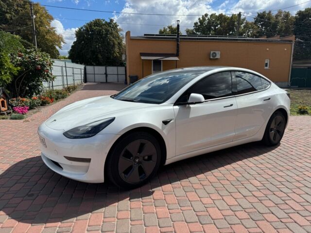 Белый Тесла Модель 3, объемом двигателя 0 л и пробегом 186 тыс. км за 16581 $, фото 13 на Automoto.ua