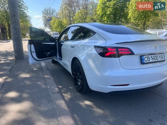 Білий Тесла Модель 3, об'ємом двигуна 0 л та пробігом 80 тис. км за 24650 $, фото 5 на Automoto.ua