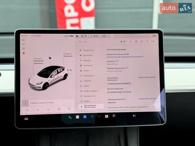 Белый Тесла Модель 3, объемом двигателя 0 л и пробегом 85 тыс. км за 19000 $, фото 21 на Automoto.ua