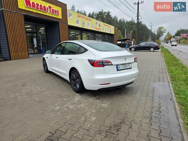 Білий Тесла Модель 3, об'ємом двигуна 0 л та пробігом 103 тис. км за 19000 $, фото 6 на Automoto.ua