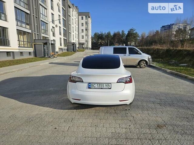 Белый Тесла Модель 3, объемом двигателя 0 л и пробегом 35 тыс. км за 22500 $, фото 7 на Automoto.ua