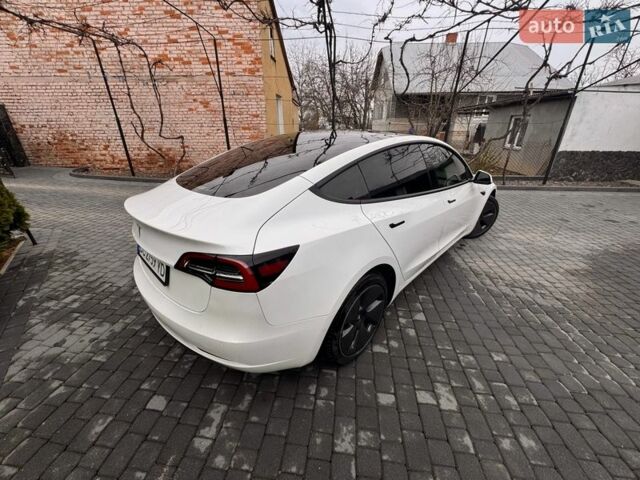 Белый Тесла Модель 3, объемом двигателя 0 л и пробегом 154 тыс. км за 14699 $, фото 5 на Automoto.ua