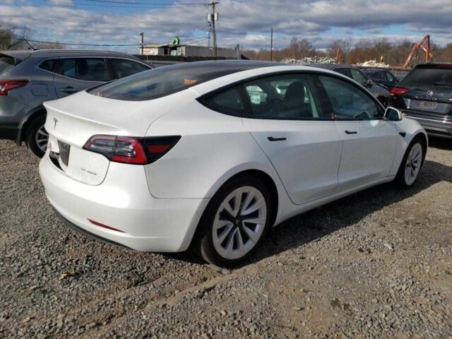 Білий Тесла Модель 3, об'ємом двигуна 0 л та пробігом 34 тис. км за 6000 $, фото 5 на Automoto.ua