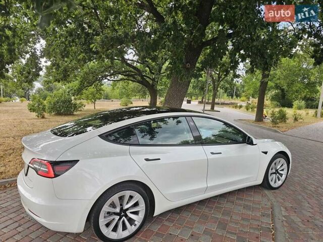 Тесла Модель 3 2021 в Кропивницком (Кировограде) на Automoto.ua Белый Тесла Модель 3, объемом двигателя 0 л и пробегом 20 тыс. км за 29500 $, фото 14 на Automoto.ua