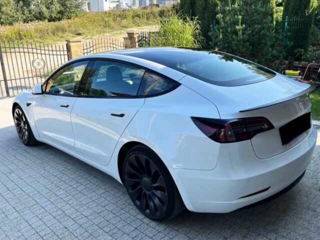 Білий Тесла Модель 3, об'ємом двигуна 0 л та пробігом 68 тис. км за 11700 $, фото 6 на Automoto.ua