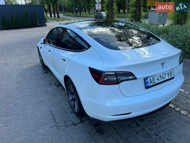 Білий Тесла Модель 3, об'ємом двигуна 0 л та пробігом 260 тис. км за 17800 $, фото 4 на Automoto.ua