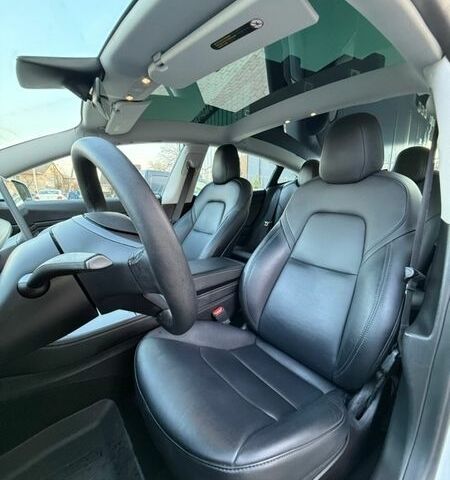 Белый Тесла Модель 3, объемом двигателя 0 л и пробегом 114 тыс. км за 20900 $, фото 29 на Automoto.ua