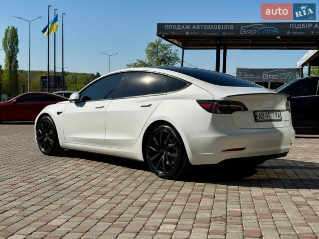 Белый Тесла Модель 3, объемом двигателя 0 л и пробегом 65 тыс. км за 18800 $, фото 5 на Automoto.ua