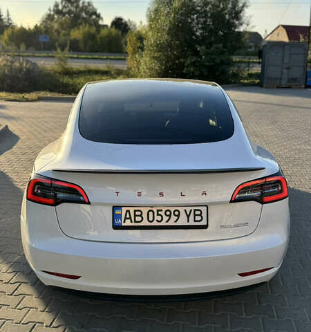 Белый Тесла Модель 3, объемом двигателя 0 л и пробегом 90 тыс. км за 23000 $, фото 15 на Automoto.ua