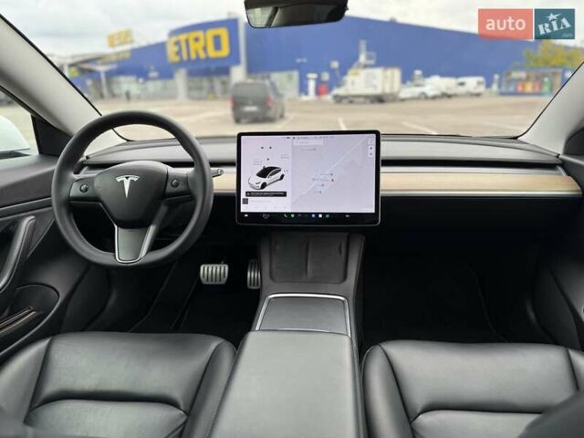 Білий Тесла Модель 3, об'ємом двигуна 0 л та пробігом 129 тис. км за 24300 $, фото 24 на Automoto.ua