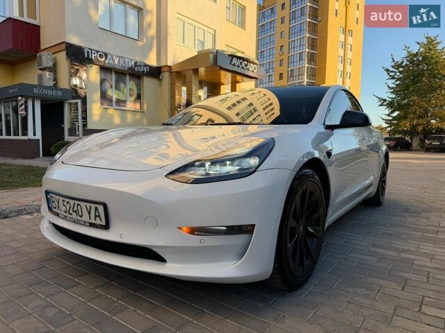 Білий Тесла Модель 3, об'ємом двигуна 0 л та пробігом 75 тис. км за 20500 $, фото 7 на Automoto.ua