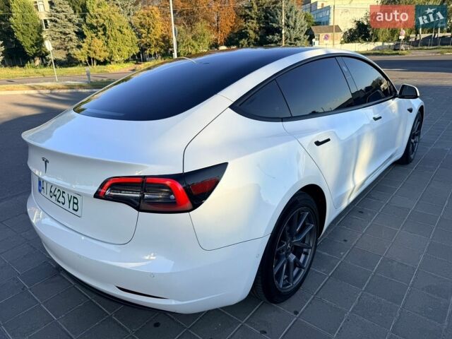 Білий Тесла Модель 3, об'ємом двигуна 0 л та пробігом 183 тис. км за 14750 $, фото 8 на Automoto.ua
