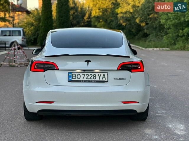 Білий Тесла Модель 3, об'ємом двигуна 0 л та пробігом 182 тис. км за 17800 $, фото 7 на Automoto.ua