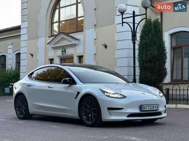 Білий Тесла Модель 3, об'ємом двигуна 0 л та пробігом 182 тис. км за 17800 $, фото 3 на Automoto.ua