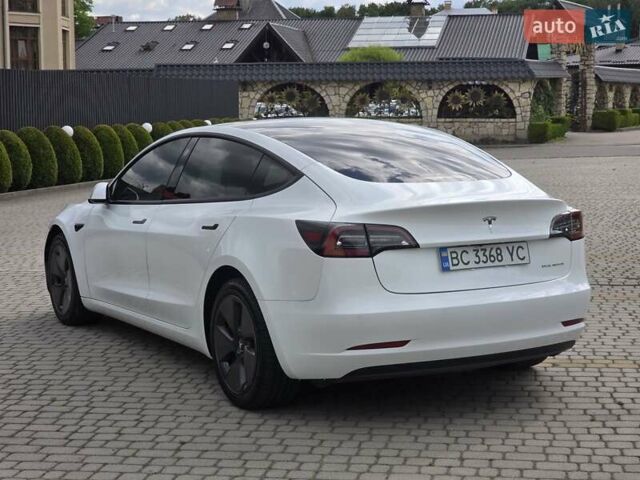 Білий Тесла Модель 3, об'ємом двигуна 0 л та пробігом 91 тис. км за 22999 $, фото 12 на Automoto.ua