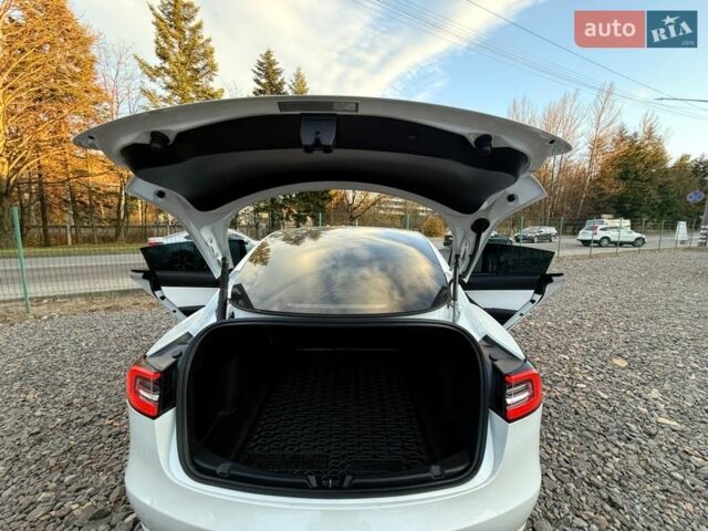Білий Тесла Модель 3, об'ємом двигуна 0 л та пробігом 100 тис. км за 20799 $, фото 29 на Automoto.ua