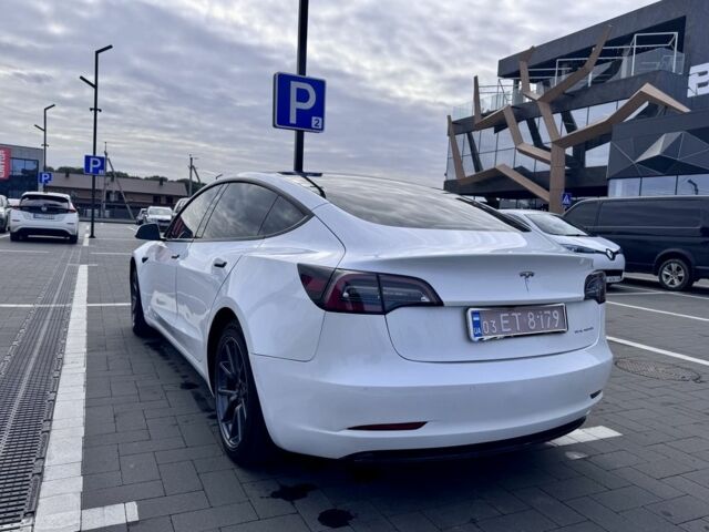 Тесла Модель 3 2021 в Луцке на Automoto.ua Белый Тесла Модель 3, объемом двигателя 0 л и пробегом 170 тыс. км за 18500 $, фото 2 на Automoto.ua