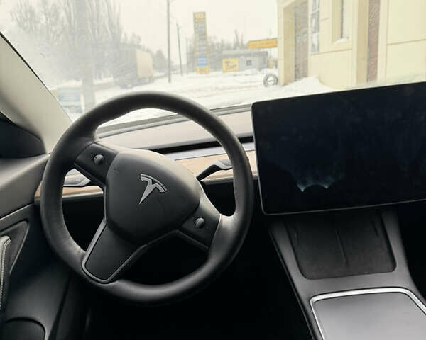 Білий Тесла Модель 3, об'ємом двигуна 0 л та пробігом 205 тис. км за 17500 $, фото 16 на Automoto.ua