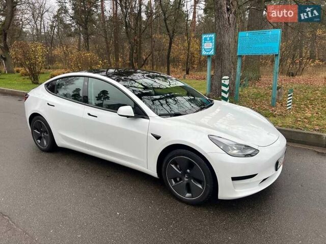Білий Тесла Модель 3, об'ємом двигуна 0 л та пробігом 154 тис. км за 13999 $, фото 2 на Automoto.ua