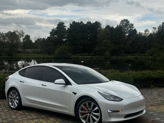 Білий Тесла Модель 3, об'ємом двигуна 0 л та пробігом 85 тис. км за 22000 $, фото 1 на Automoto.ua