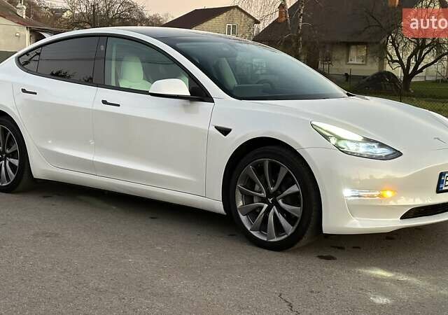 Білий Тесла Модель 3, об'ємом двигуна 0 л та пробігом 35 тис. км за 21999 $, фото 12 на Automoto.ua